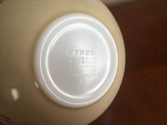 Set of 2 Vintage Pyrex Homestead Speckled Beige With Blue Floral