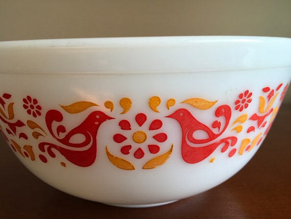 Vintage Pyrex Friendship Birds and Flowers #403 Mixing Bowl 2.5
