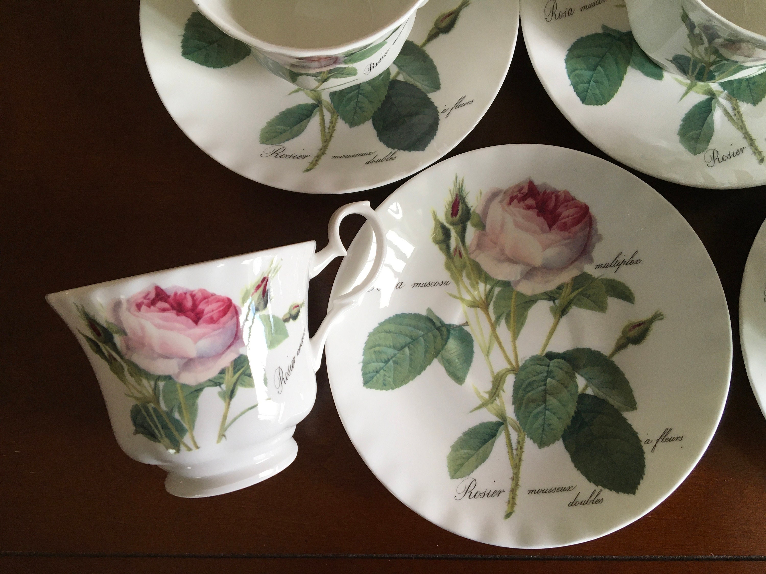 LM601-6-4/ ROY KIRKHAM Redoute Roses カップ＆ソーサー3客＋マグ2個