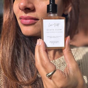 Guava & Papaya Face Oil: Tropical Mango Scent, Vegan