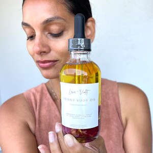 Glamour Magic Peony Flower Body Oil: Organic Jojoba, Rose & YlangYlang image 2