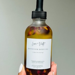 Rosehip Bulgarian Rose Body Oil: Jojoba & Rose Petals (4oz)