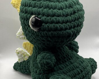 Dinosaurio grande de peluche a crochet / Verde, blanco y amarillo