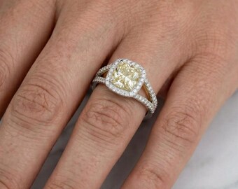 Anillo de compromiso con halo de moissanita talla cojín de 1,10 ct, montura dividida, plata de ley 925. Anillo delicado para propuesta de matrimonio, regalo de aniversario para ella.