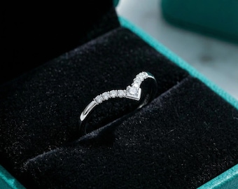 Anillo de boda curvo de plata de ley 925 con diamante simulado de talla redonda, delicado anillo nupcial, regalo de aniversario, anillo apilable con contorno, anillo curvo