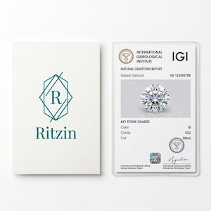 Könnte beinhalten: Eine weiße Karte mit einem türkisfarbenen geometrischen Logo und dem Text Ritzin, neben einem Edelsteinbericht des International Gemological Institute. Der Bericht zeigt einen runden Diamanten mit Farbe G, Reinheit VS2 und idealem Schliff.