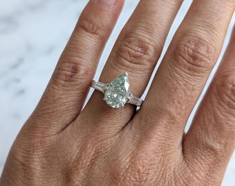 Anillo de compromiso de tres piedras con moissanita talla pera de 3 quilates, anillo de novia de plata de ley 925, anillo de pedida de mano y promesa, regalo de aniversario para ella.