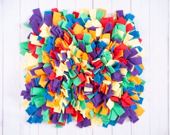 Snuffle Mat for Dogs, Canine Enrichment Toy, Slow Feeder for Pets, Dense and Challenging - Multicolour Bold & Bright - Washable
