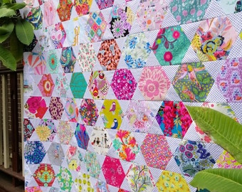 Another Story quilt pattern, hexagon quilt, ispy quilt, pdf quilt pattern Digital Download