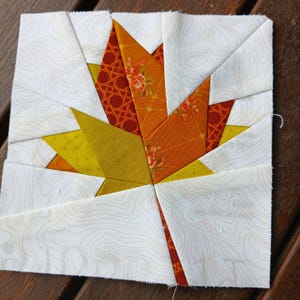 Maple Leaf FPP Foundation Paper Piecing Quilt Block Schnittmuster Digital Download