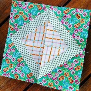 Diamond in a Square FPP Foundation Paper Piecing quilt block pattern Digital Download