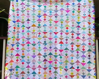 Feel The Tide PDF quilt pattern Scrap quilt throw quilt Thimbles and Needles patchwork