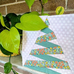 Tinsel Twirl Tree Foundation Paper Piecing Pattern: FPP Digital Download