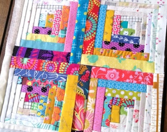 Off Centre Log Cabin Quilt Block FPP Pattern (Digital Download)