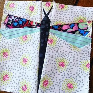Dragonfly FPP Foundation Paper Piecing quilt block pattern Digital Download