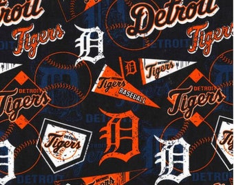 Detroit Tigers - Tie Pet Bandanas