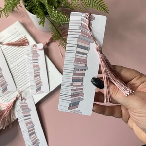 Side Stack of Books Bookmark, Book Lover Gift, Minimalist Bookmark