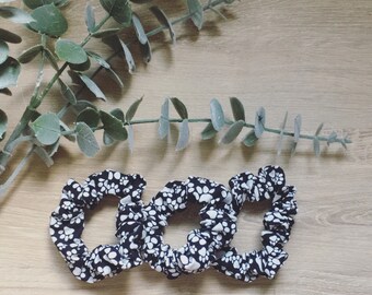 READY TO SHIP -- Pawprint Printed Scrunchie, Minimalist Scrunchie, Black and White Scrunchie, Dog Mom, Cat Mom