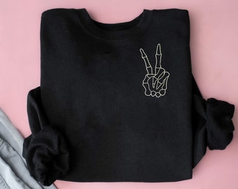 Camiseta de cuello redondo con el símbolo de la paz y el esqueleto, camiseta minimalista de Halloween, camiseta de la temporada de Halloween, camiseta para pedir dulces, camiseta de chica gótica