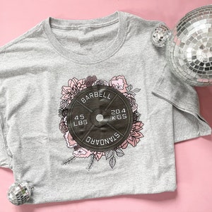 45lb Plate with Flowers T-Shirt, Gym Tshirt, Girls Who Lift, Powerlifting Gifts, Shirt for Powerlifter