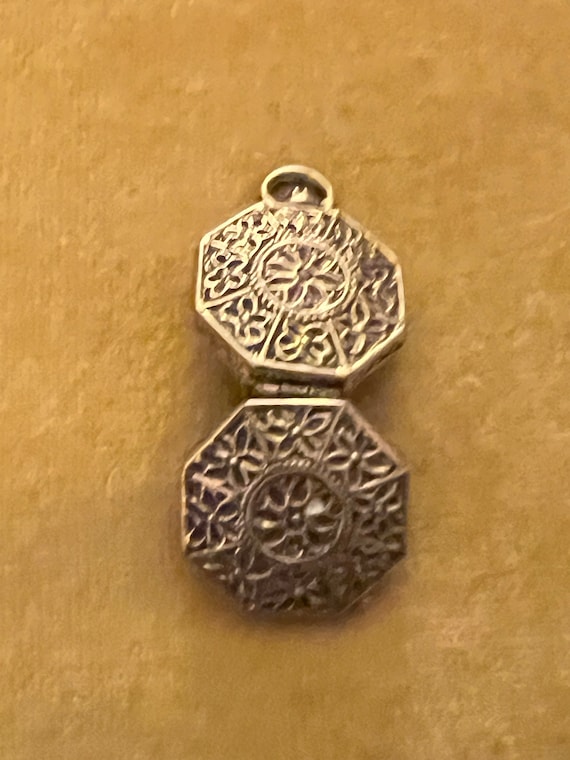 Goldette Octagonal Locket - image 1