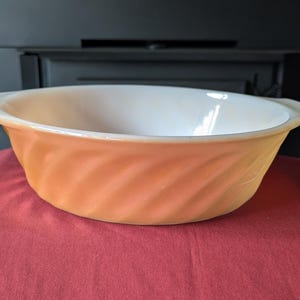 Vintage Fire King Peach Lustre Round 1.5 Quart Swirl Casserole Dish