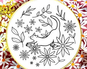 Stretching cat and flower embroidery, PDF template, beginners or advanced, embroidery file, handmade gift, animal embroidery, cat embroidery