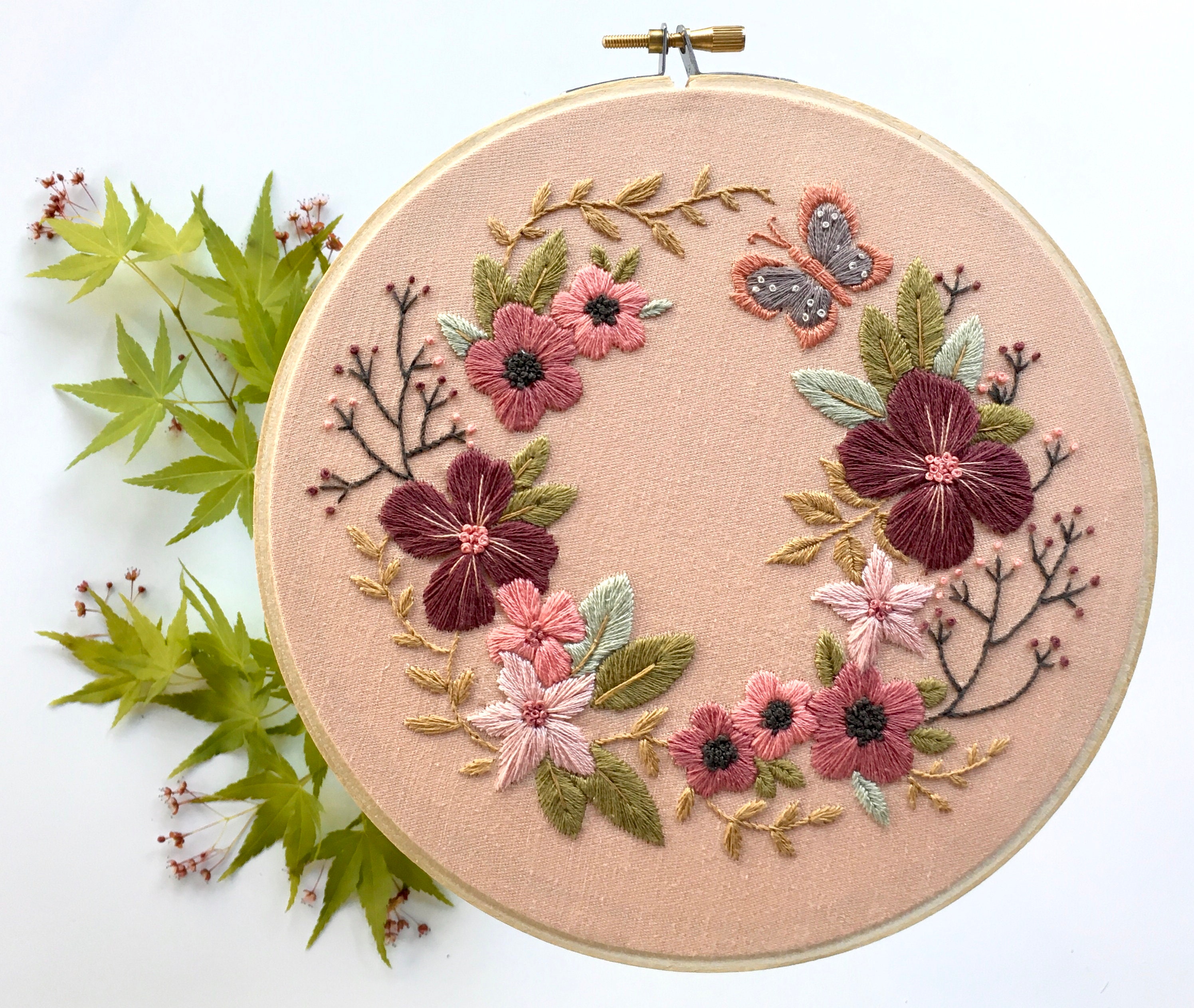UND FLOWER RAISED EMBROIDERY TOPグリーン il_fullxfull.4165918554_7txm.jpg