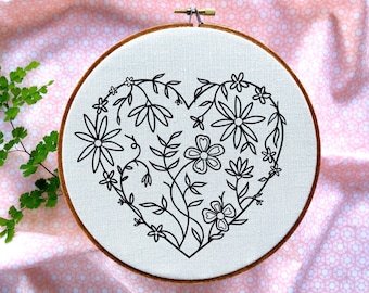 Heart and flowers,  3", 4", 5", 6", 7", 8" hoop size patterns/Instant downloadable PDF file pattern./Valentine's heart/romantic heart design