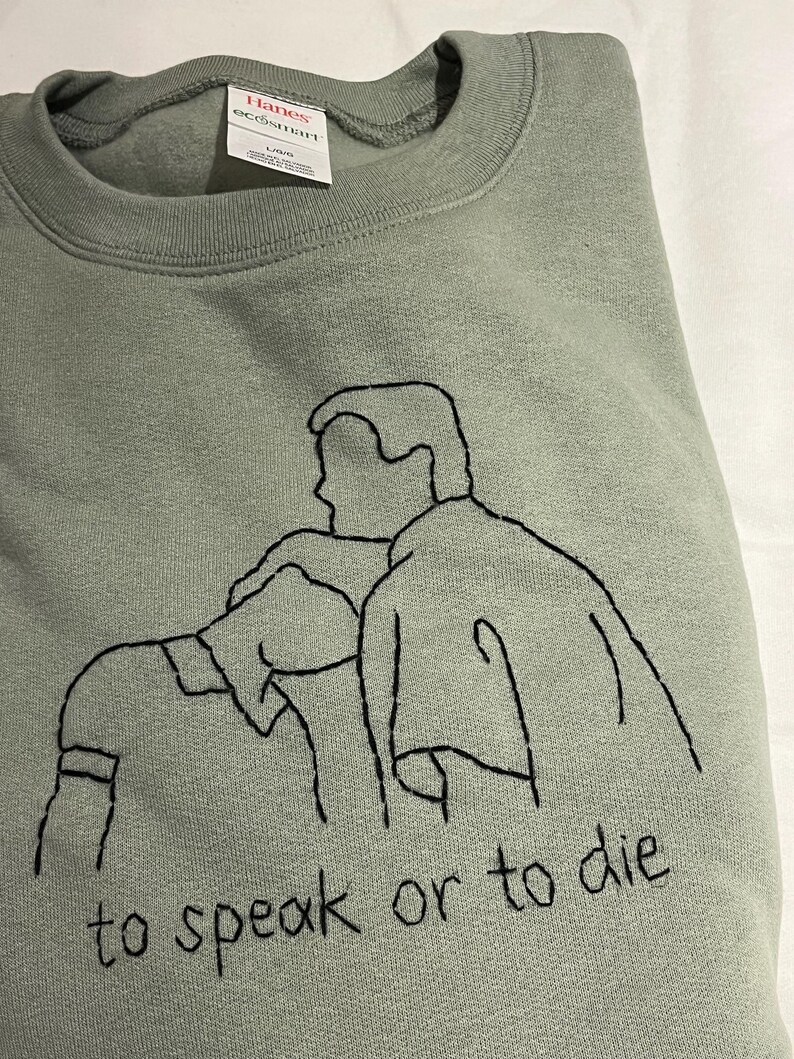 La sudadera de CMByn que dice “hablar o morir” imagen 3