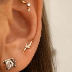 Tiny Lightening Bolt Earrings ~ Small stud earrings ~ Dainty earrings ~ Gold Stud Earrings