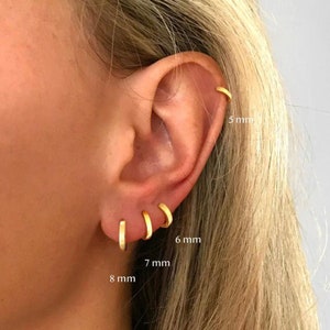 Gold Hoop Earrings~ Simple Huggie hoop earrings ~ Earrings hoops ~Small gold hoops ~Gold Huggie earrings ~small gold hoop earrings