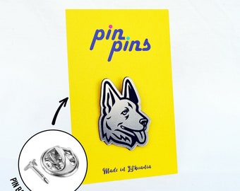 German Shepherd Head Pin! Brooch, Badges, Animal pins, Dog Lovers, original gift, gift idea, black & brass