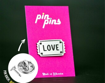 LOVE Pin! cute heart pin, heart, love pin, badges, brooch, love day, Valentine&#39;s day Pin, Valentine&#39;s Day Gift, Love Gift, black & brass