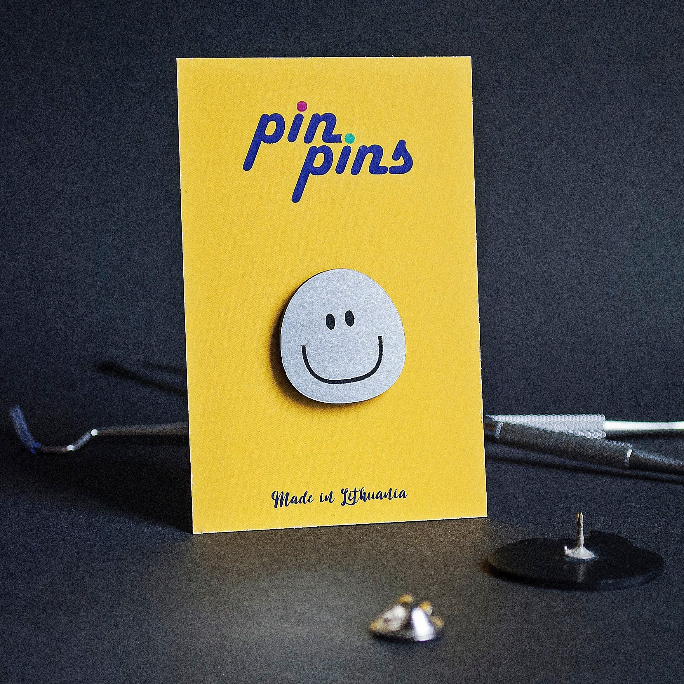 Happy Smiling Face Pin! - Pins, Badges, Brooch, Smile Happy Pin, Happy ...