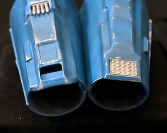 Custom Mandalorian Gauntlets