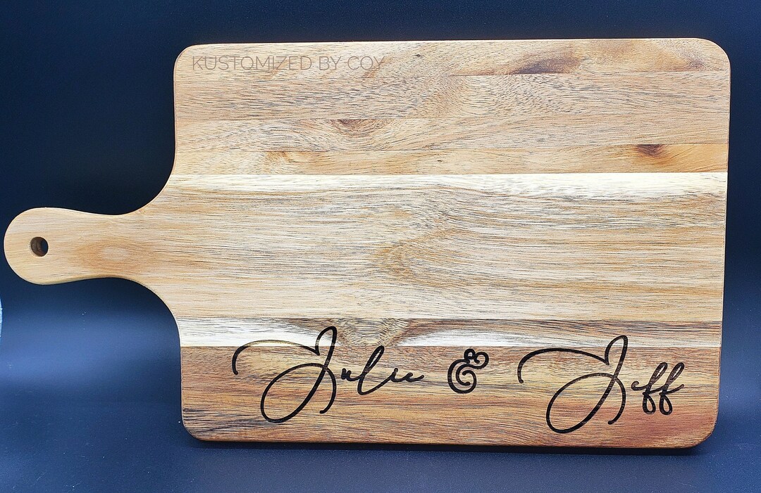 Personalized Acacia Cutting Boards Engraved With Family Name for ...