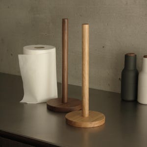 Minimalist Wooden Paper Towel Holder – Oak or Walnut Option, Handmade Roll Stand for Japandi & Modern Kitchen Interiors