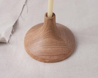 Handgjord ekkonisk ljusstake: Modern minimalistisk inredning