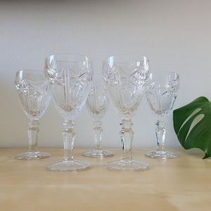 Set di 5 bicchieri di cristallo vintage di Rogaska / Bicchieri fatti a mano / Bicchieri vintage / Bicchieri ananas / Regalo per lei / Regalo di San Valentino / Regalo d&#39;amore