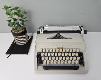 Vintage 80s Adler Triumph Gabriele 12 Typewriter With Case - Etsy