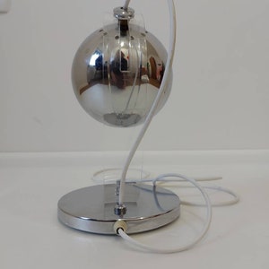 2er Set Vintage Guzzini Tischlampen / Mid Century Schreibtischlampe / Space Age Lampe / Meblo Für Guzzini Lampe / Nachttischlampe / Augapfellampe