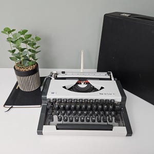 Máquina de escribir vintage, Unis tbm de Luxe, retro, máquina de escribir funcional, máquina de escribir portátil, máquina de escribir blanca, máquina de escribir manual