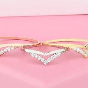 14K Anelli di banda Chevron V in oro massiccio, Anello da donna da sposa dainty, anello iniziale della banda d&#39;oro rosa fidanzamento, anello femminile, regalo per lei, regali per la mamma