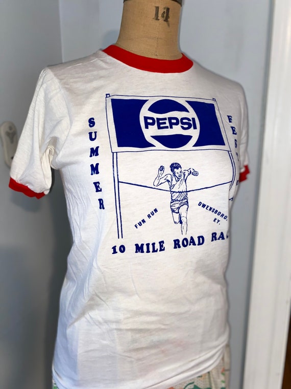 Set of 3 vintage race T-shirts - image 2