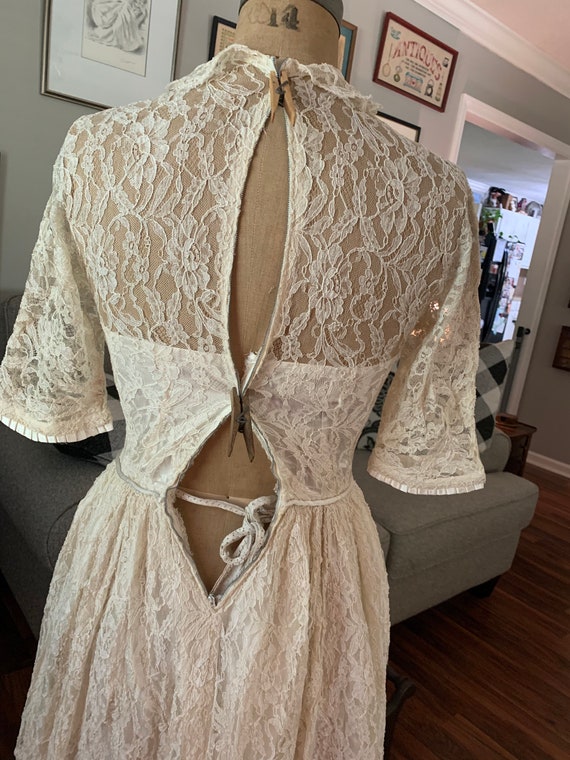 Gorgeous vintage wedding dress - image 4