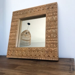 Mirror in carved solid oak, 2 dimensions