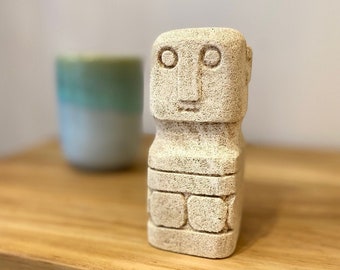Sumba statuette, primitive art, stone statuette