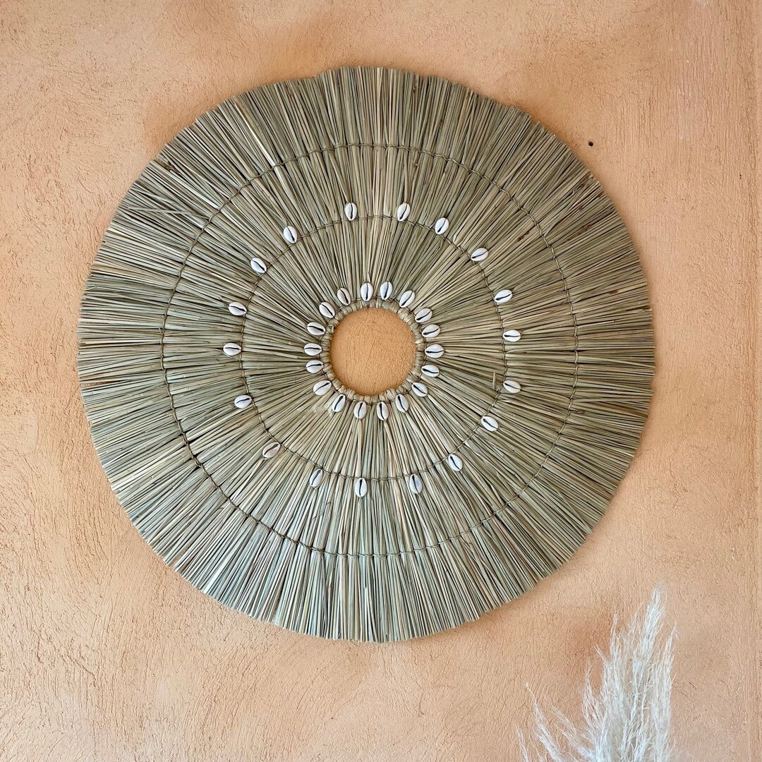 Straw & Shells Wall Decoration - Etsy