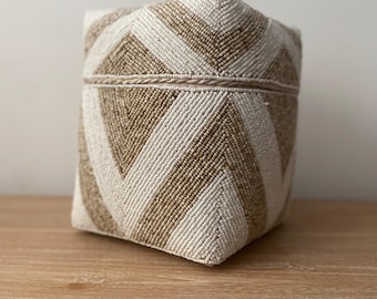 Tall box in beige & white beads